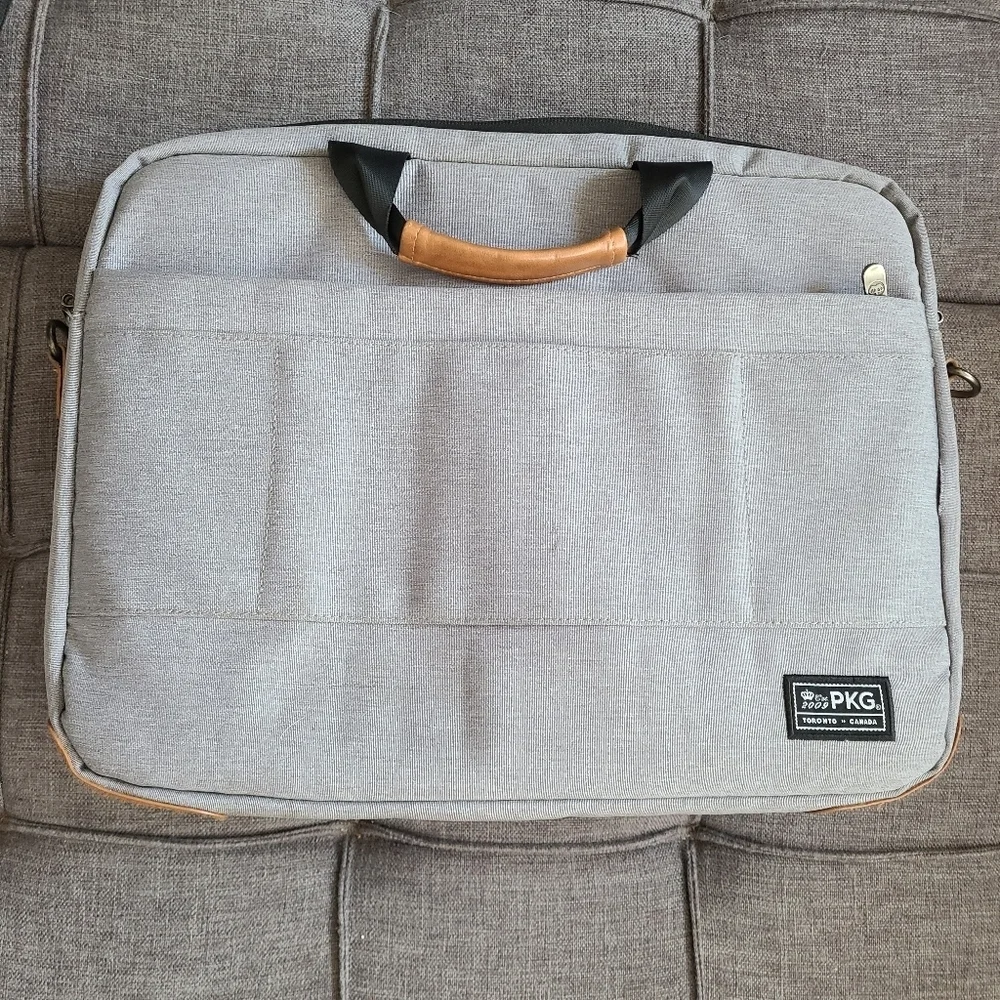 PKG International Spadina 10L Charcoal Messenger‎ Bag